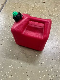 2 gallon gas can