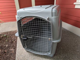 PetMate Sky Kennel Ultra Plastic Dog Carrier - IATA Approved - XL 70-90lbs Dogs