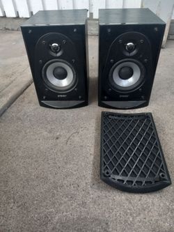 Energy Bookshelf Speakers Pair with Grille