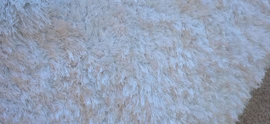 White plush shag rug
