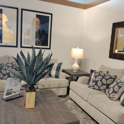 Couch And Love Seat Table Lamp