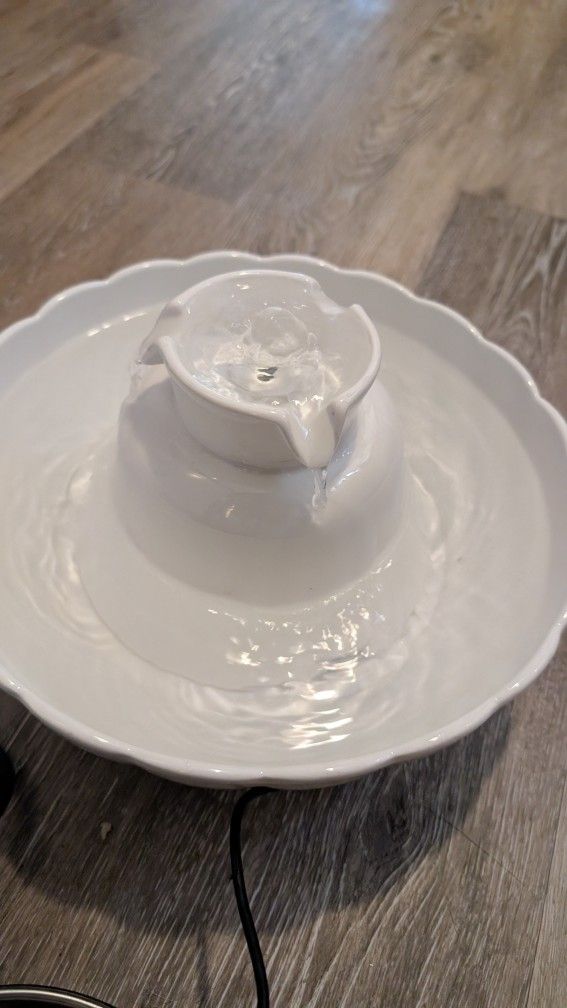 Ceramic Pet Water Fountain