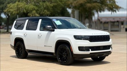 2023 Jeep Wagoneer