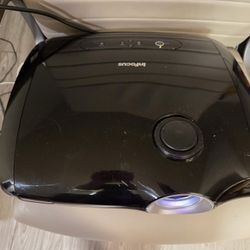 In FOCUS IN74 ENTERTAINMENT HDMI  PROJECTOR SCREEN 