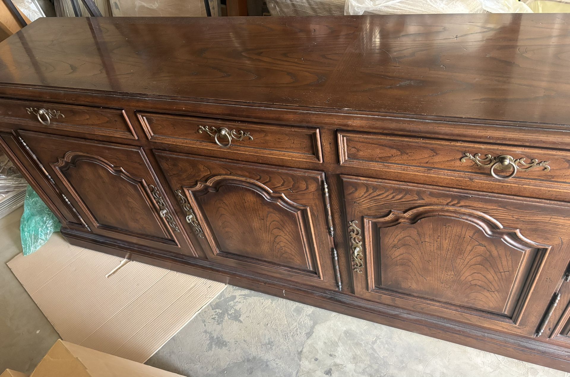 Beautiful Solid Wood Henredon Cabinet Or Buffet, Long