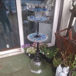 Bird Bath With Solor Fountain