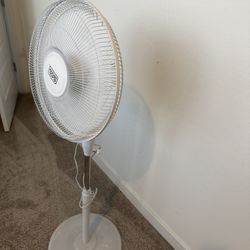 Black and Decker Oscillating fan