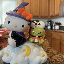 Hello Kitty Halloween Witch