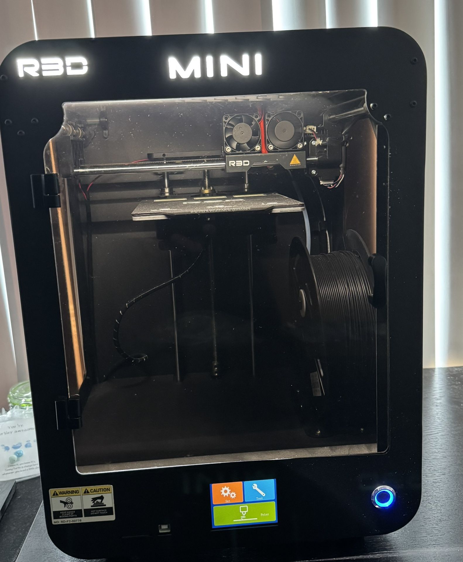 R3D 3D Printer, Sturdy Enclosed Housing, 5.9x5.9x8.6in Print Size, Auto Leveling Heated Rem