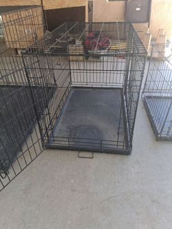 Medium dog cage