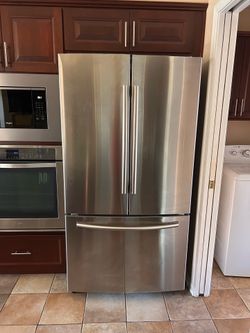 Refrigerator- Samsung 25.5 cu ft SS French Doors