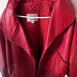 Women’s Real Leather Jacket! 