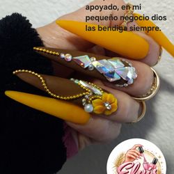 Nails 