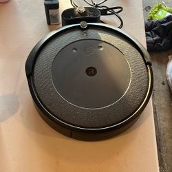 Roomba + Charging Base And Sentinel Tower 