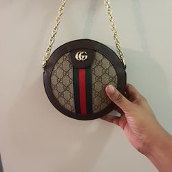 Brand New Designer Bag.  Never Used  85 Dollars 