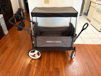 Radio Flyer kid’s foldable wagon