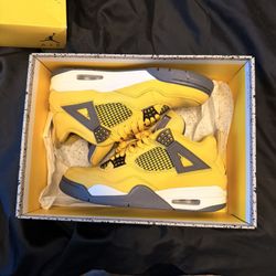 Jordan 4