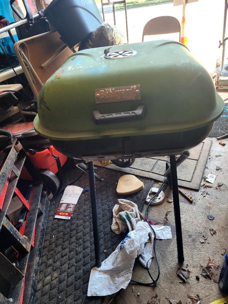 BBQ  Grill Excellent Condition!! $20