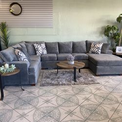 Grey Comfortable 3 Pc Sectional ‼️take It Home With $39 Easy Approval ‼️