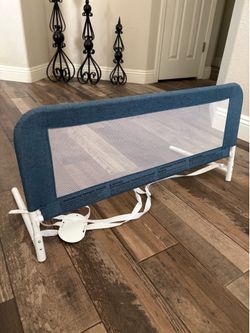 Toddler bed rail