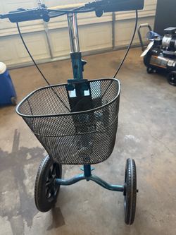 Single leg scooter