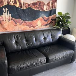 Leather Sofa And pull bed - Great Quality 