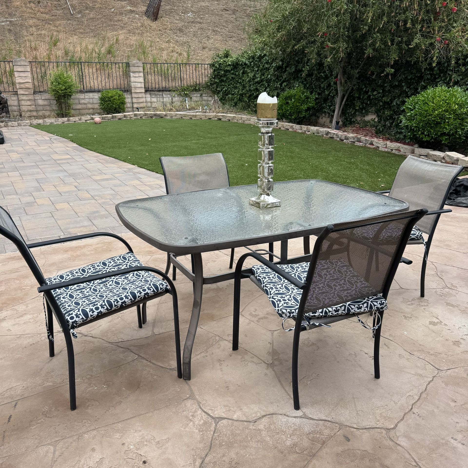 Outdoor Dining Set Of Four 