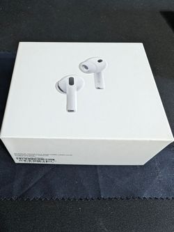 Apple Airpods PRO 3 - Excellent Condition