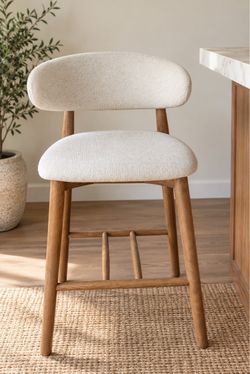 1 Bar Stool