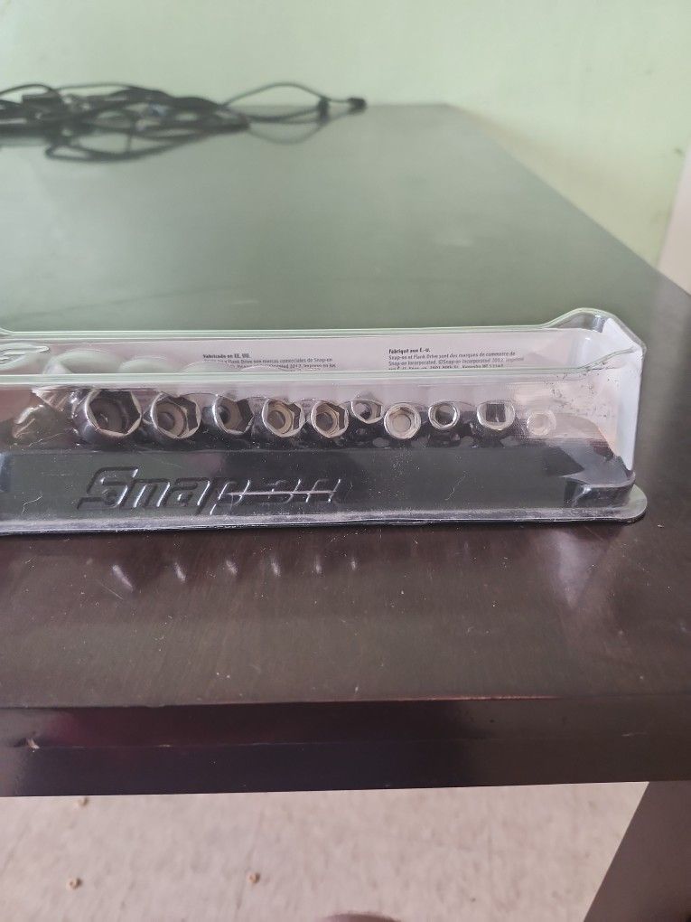 Snap On 11pc Metric Shallow Swivel Sockets