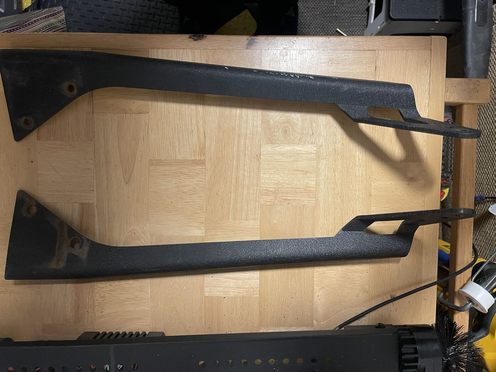 Jeep wrangler YJ 1991-97 Led light Bar Mounts Priced To Sell!!