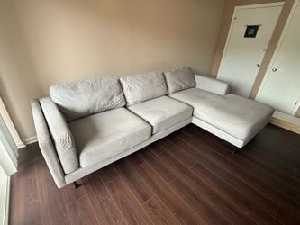 MODERN L-SHAPE SECTIONAL SOFA