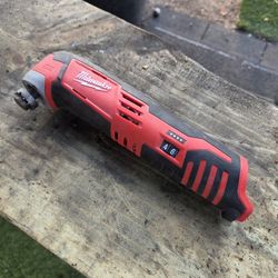 Milwaukee Multi-Tool