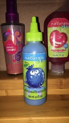 Avon Naturals Kids Bath Set