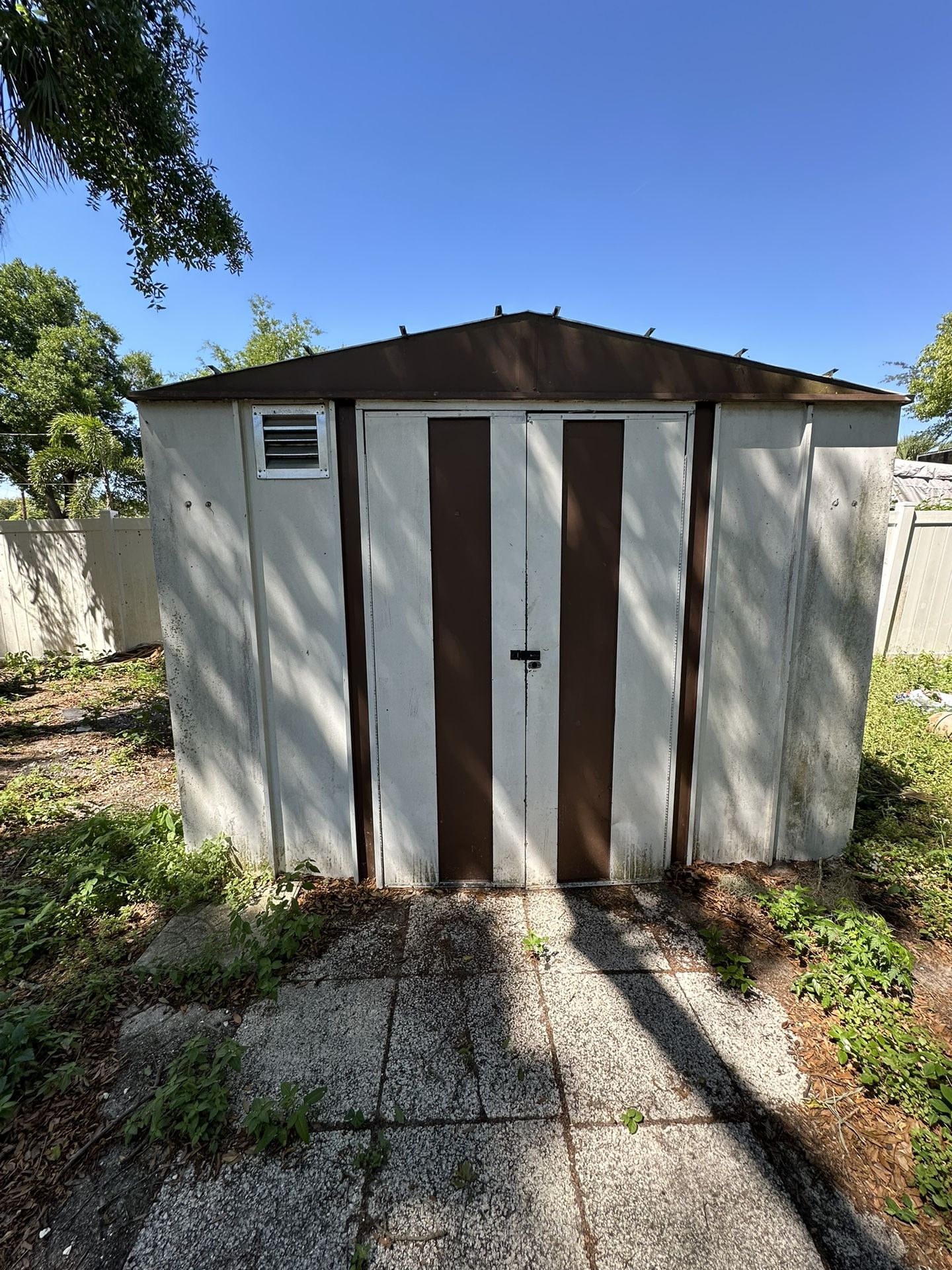 Outdoor Storage Shed 10’x10’