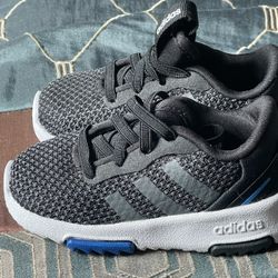Size 5 toddler Adidas Shoes 