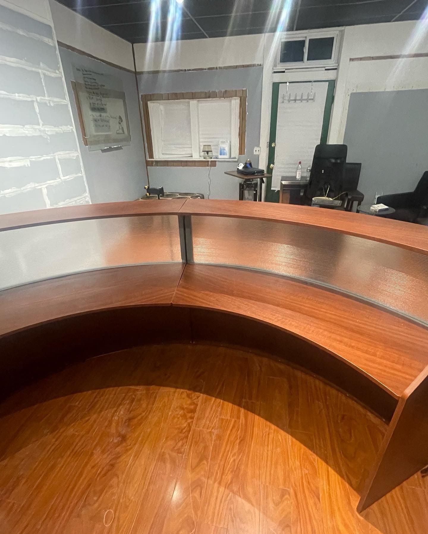 RECEPTION DESK Half Round Table For Business
