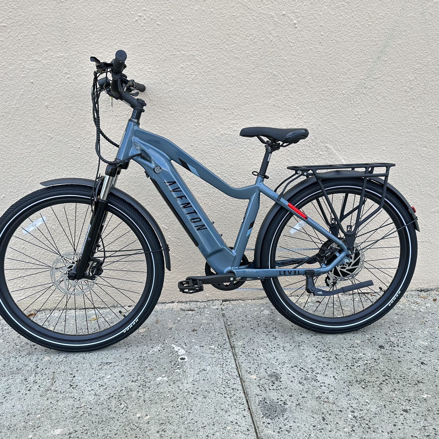 Brand New Aventon Level.2 Commuter E-Bike