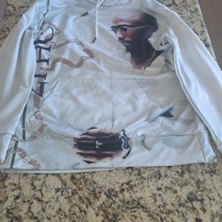 Nice XL Tupac Hpodie.