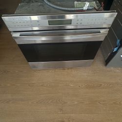 Oven
