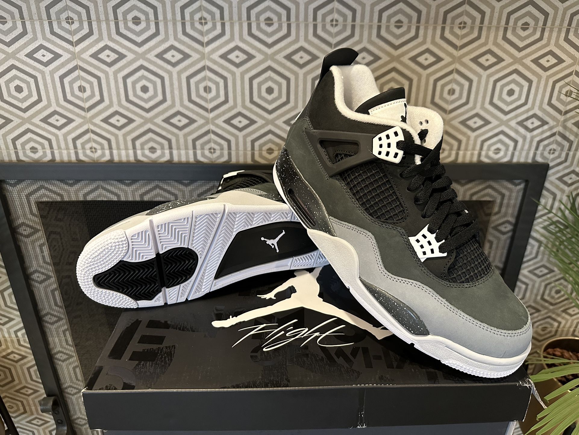 Jordan 4 “Fear”