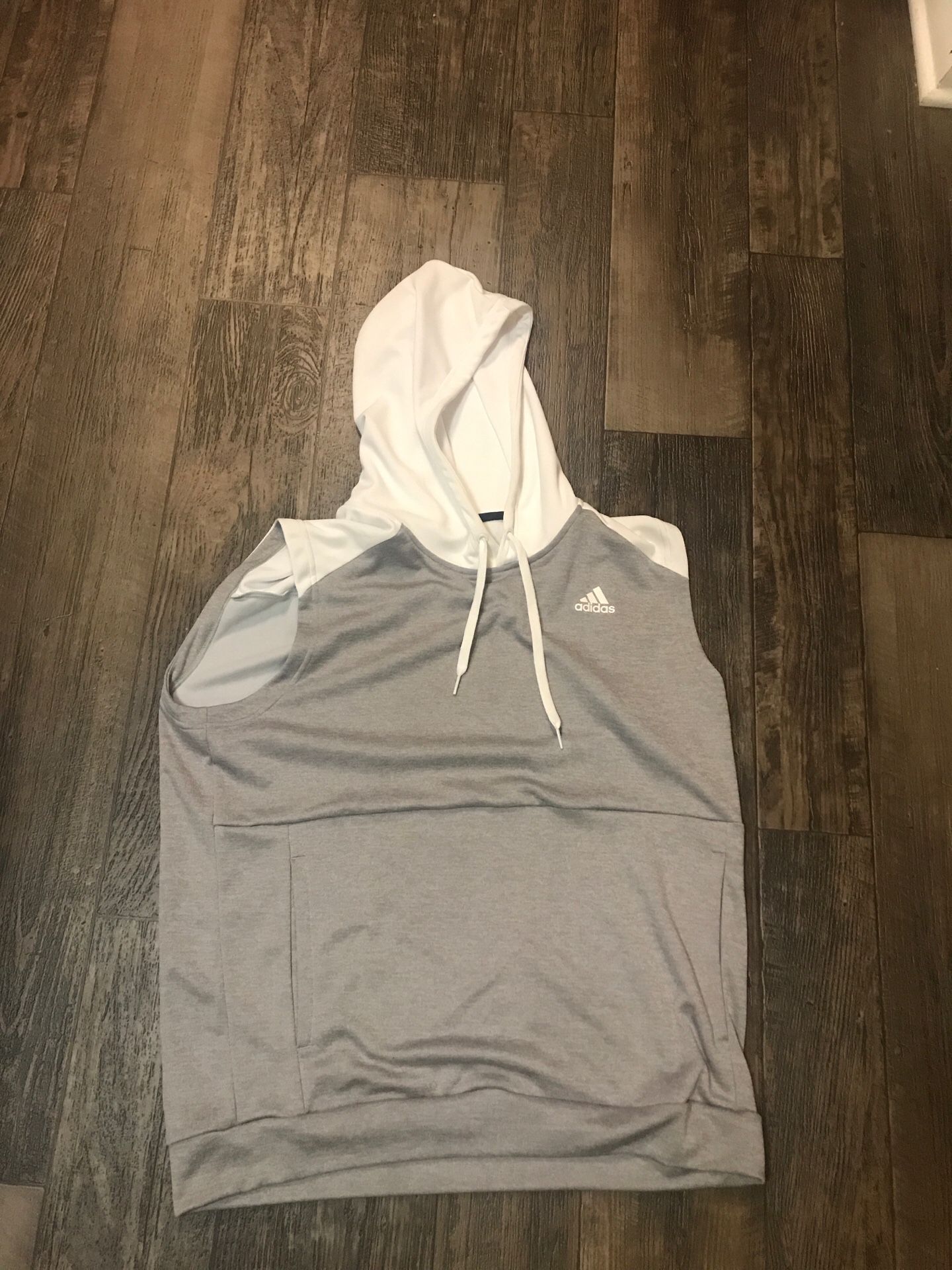 Adidas sleeveless hoodie (LG)