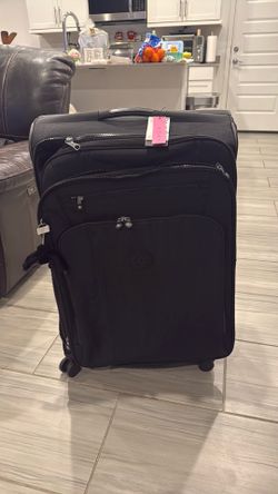 Kipling luggage bag