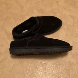 New  Cushionaire With Memory Foam Shoes Size 9