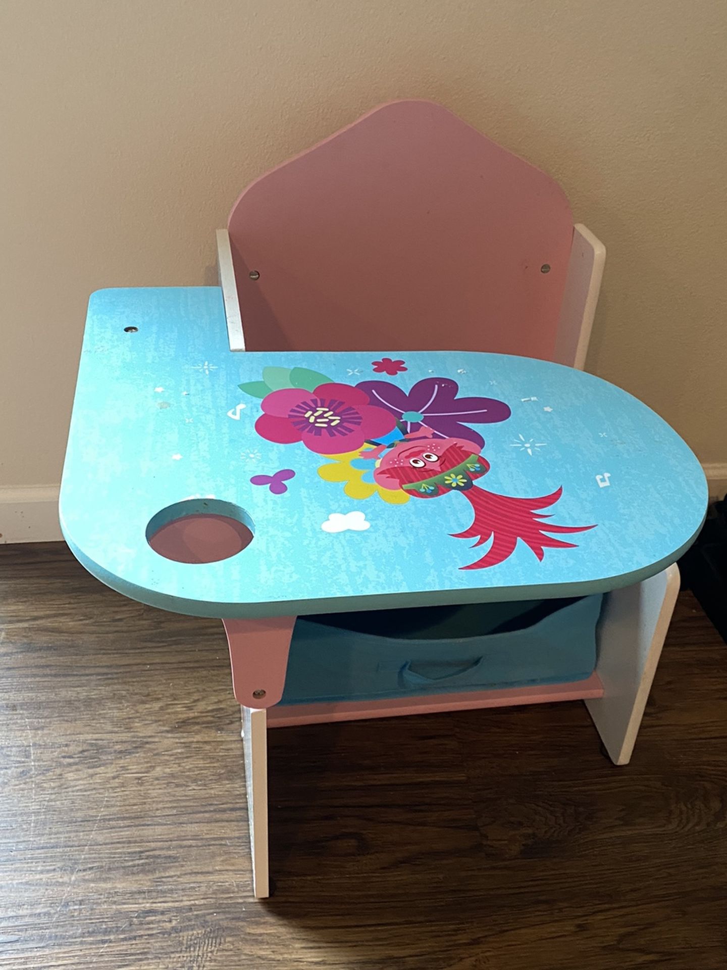 Kids Table