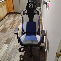Gaming chair