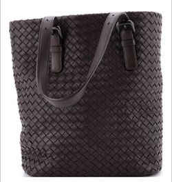 Belted Tote Intrecciato Nappa Medium, Brown