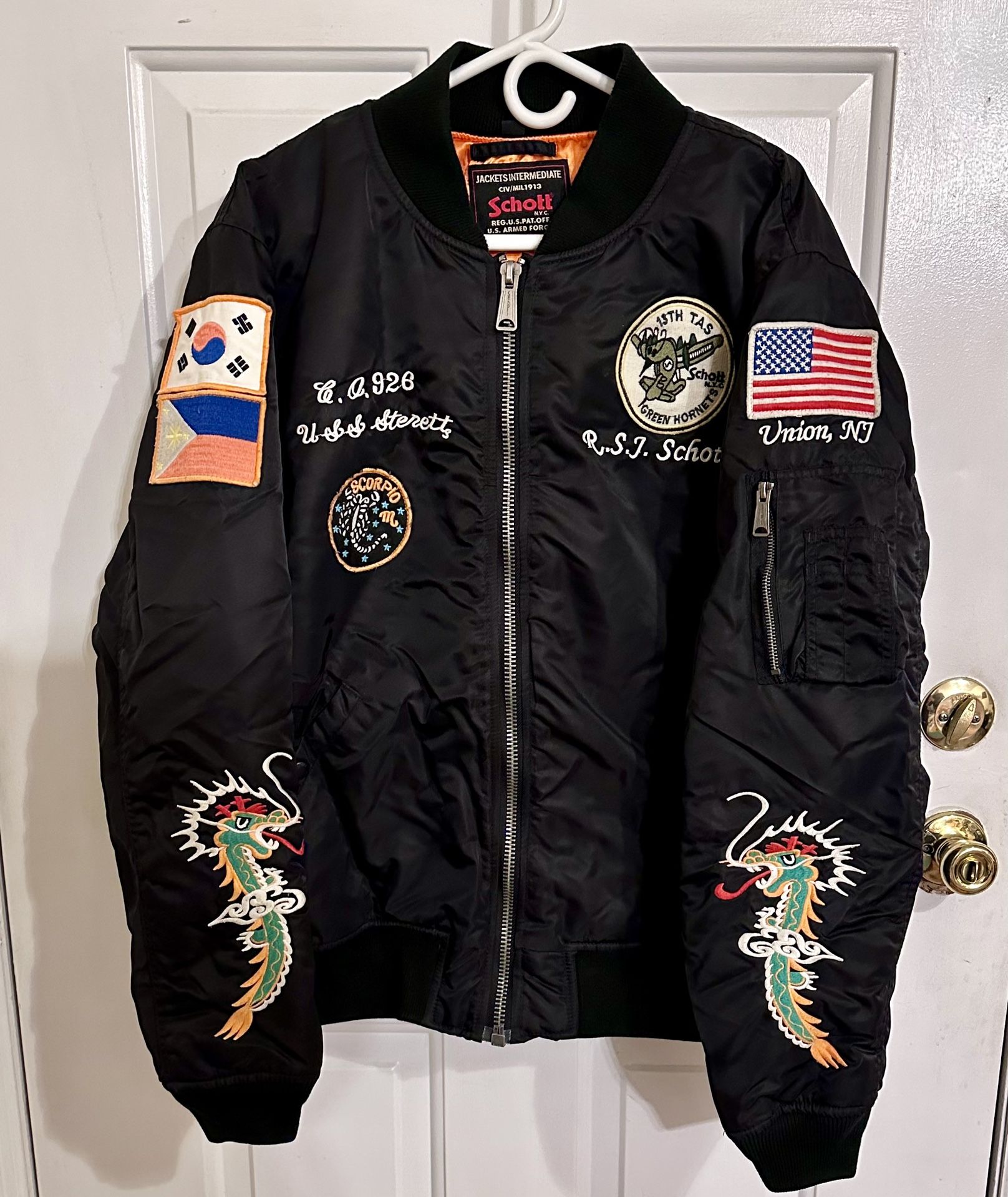 Schott NYC Deluxe Military Bomber Excellent Condition XL