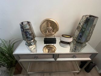 Glass entry way table