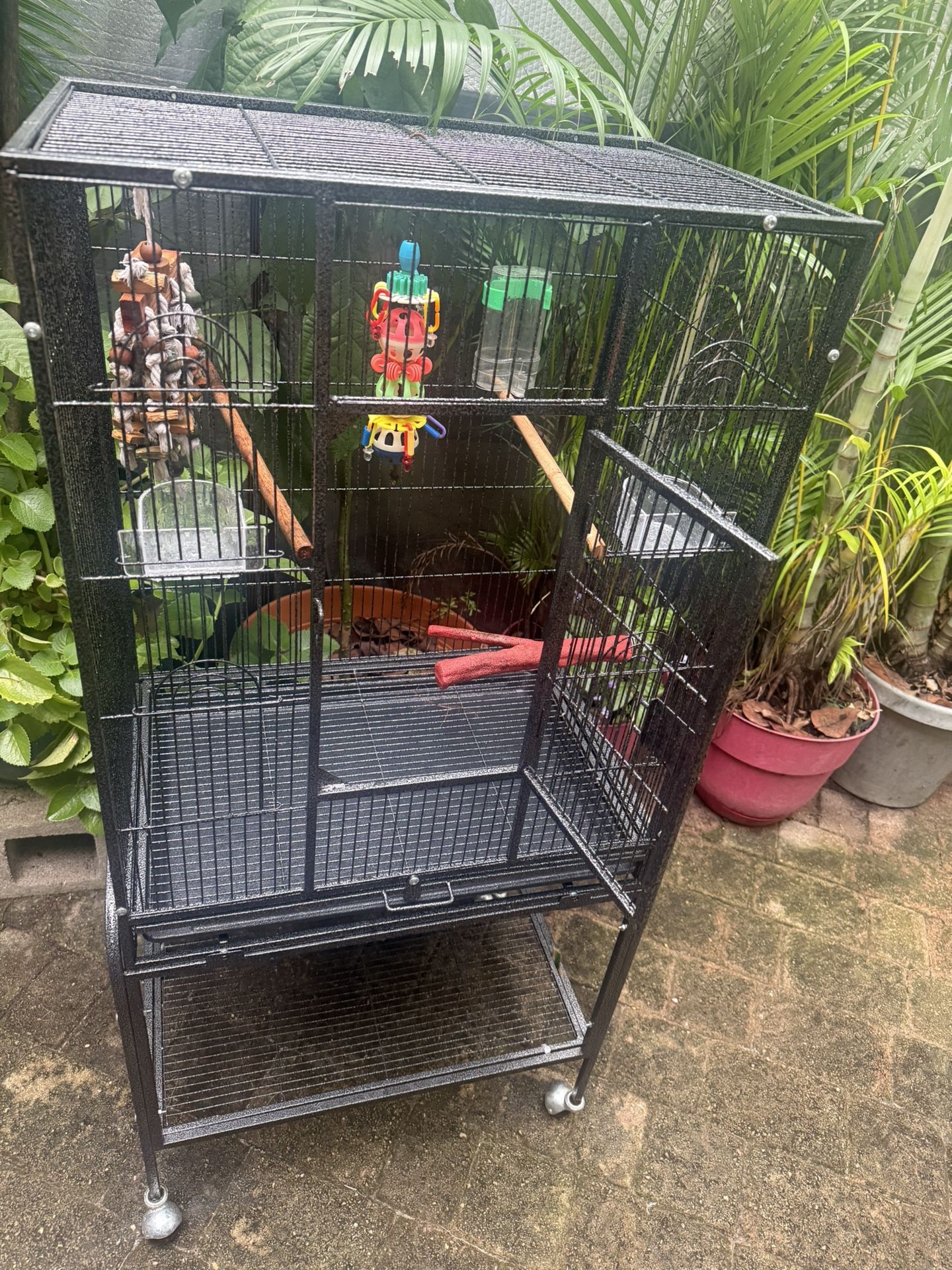 Bird Cage Like New